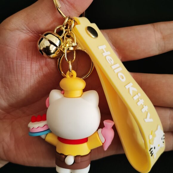 Hello Kitty Baker keychain - Picture 4 of 4